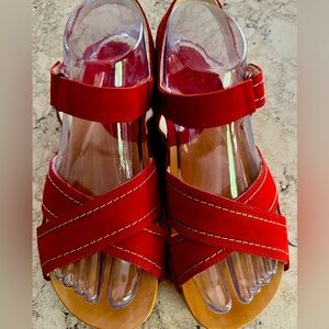 Kalso Red Leather Criss Cross Sandals Size 8 NWT